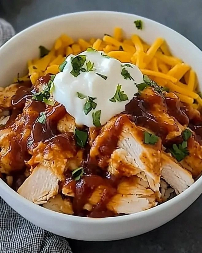 BBQ Ranch Chicken Bowl: A Delicious Recipe to Try!