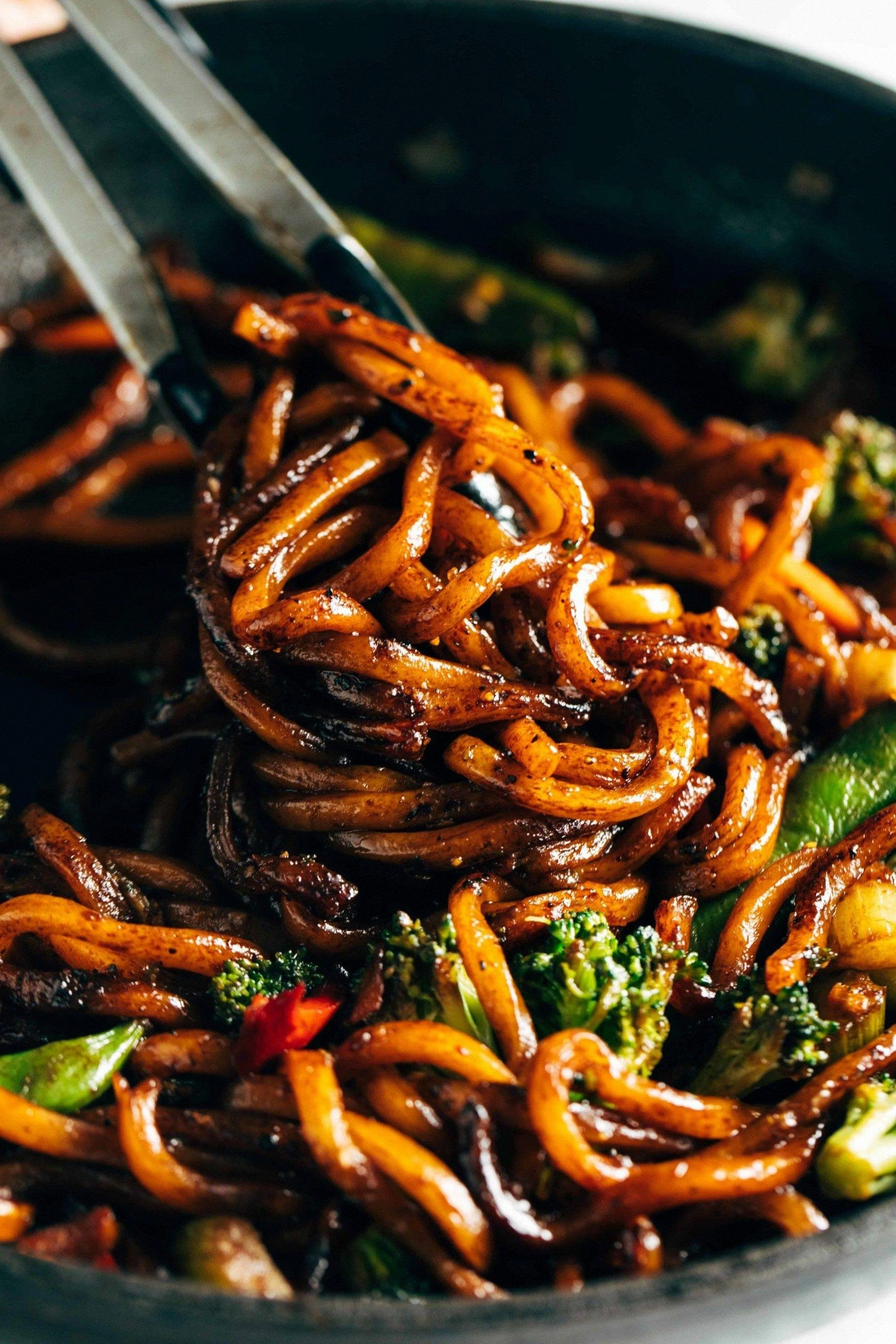 Black Pepper Stir Fried Udon