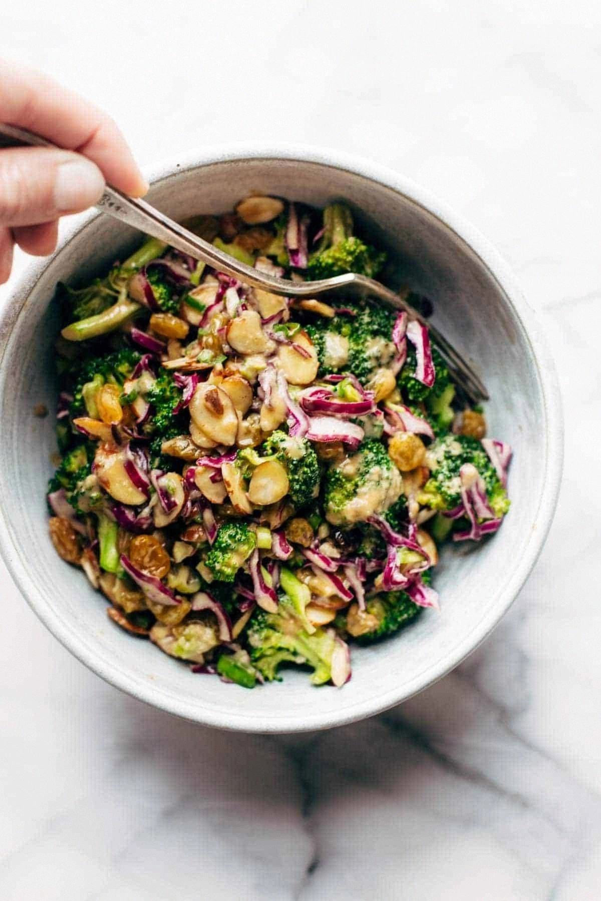 Broccoli Salad with Creamy Alm