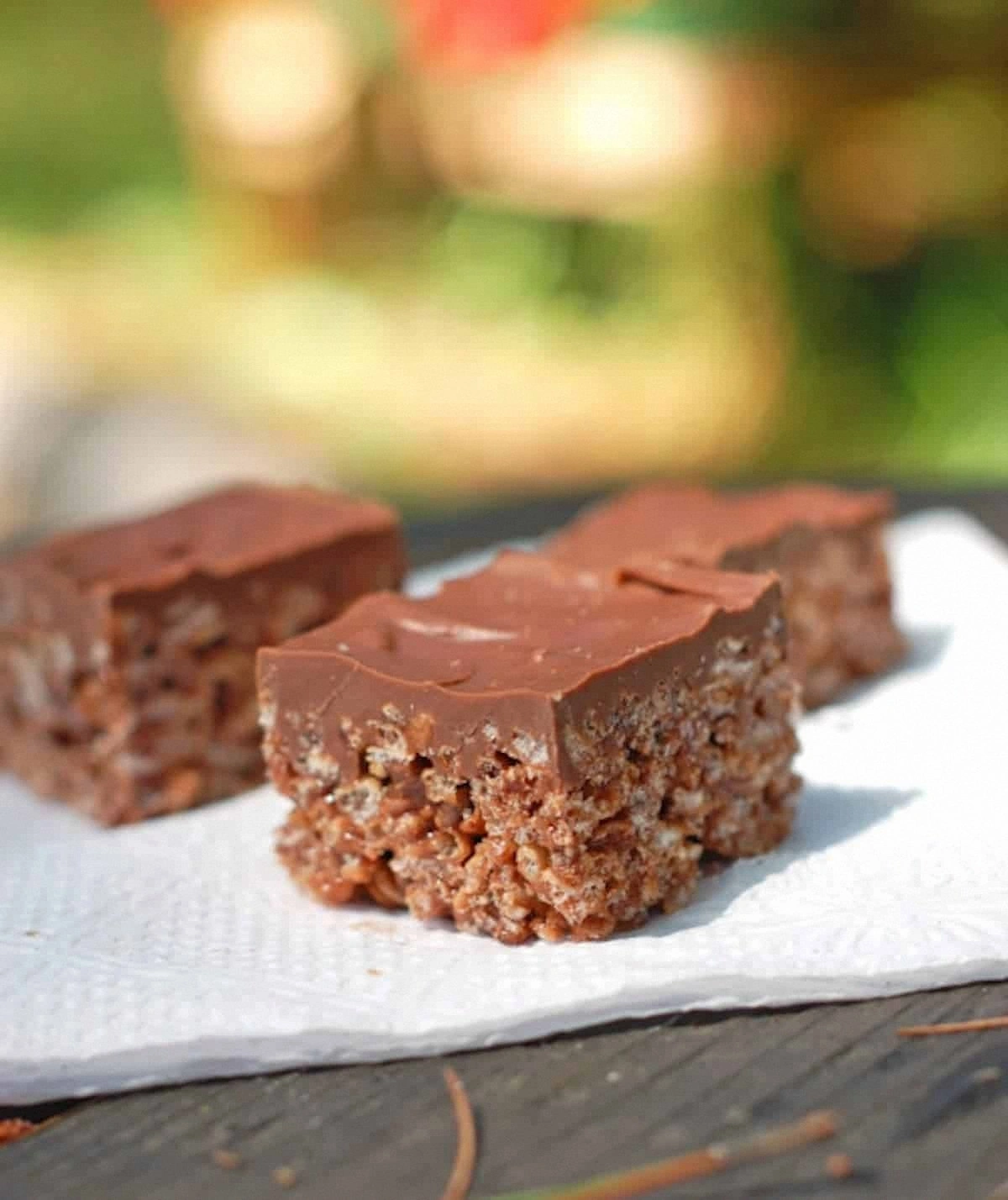 Chocolate Scotcheroos