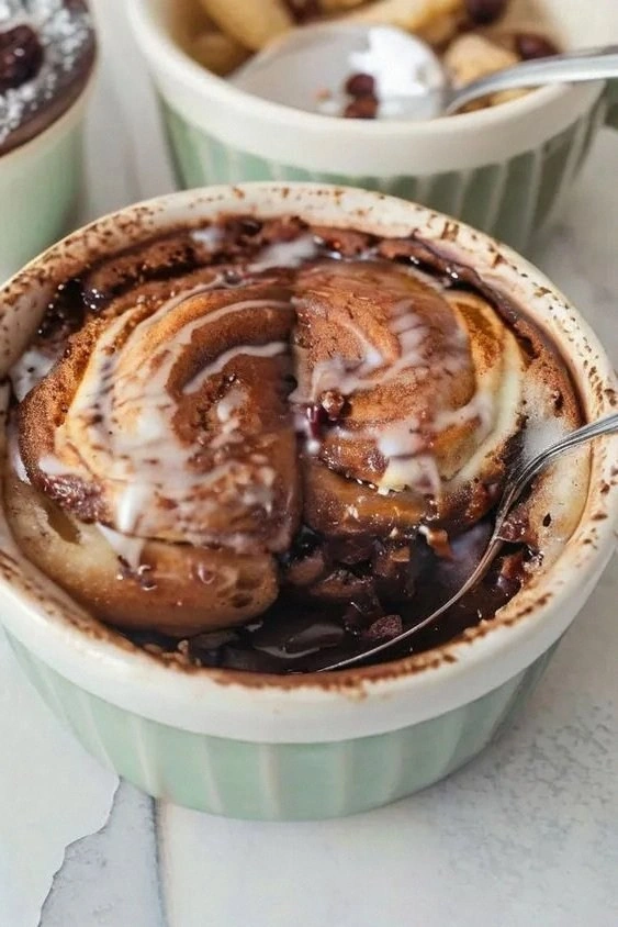 Cinnamon Roll in a Mug (5 minu