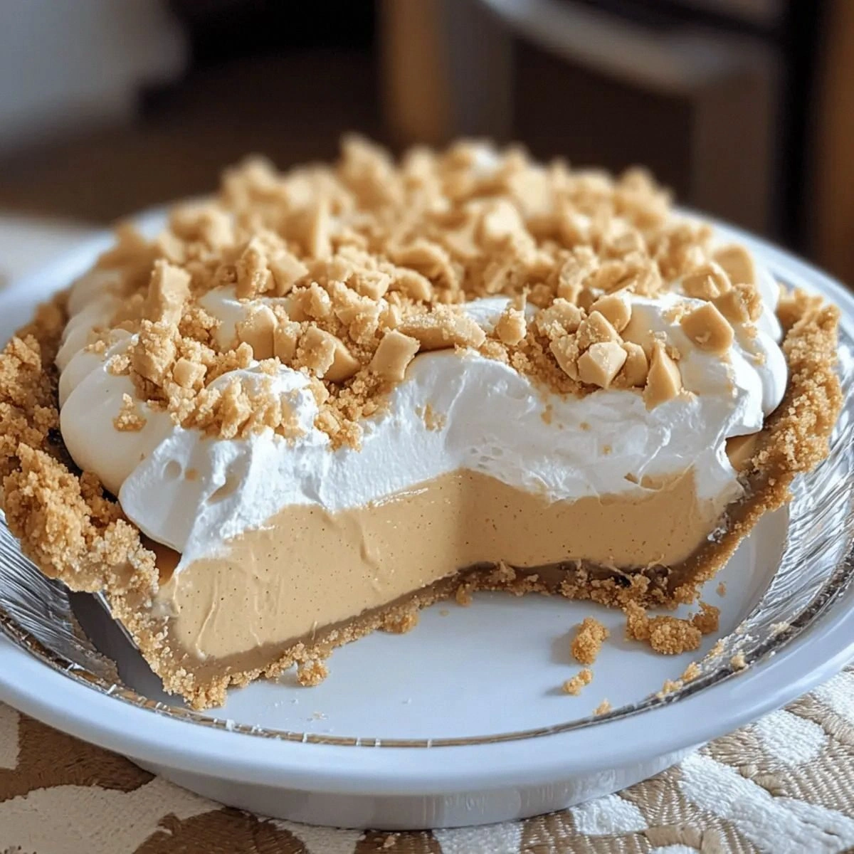 Creamy Amish Peanut Butter Cream Pie That Melts Your Heart