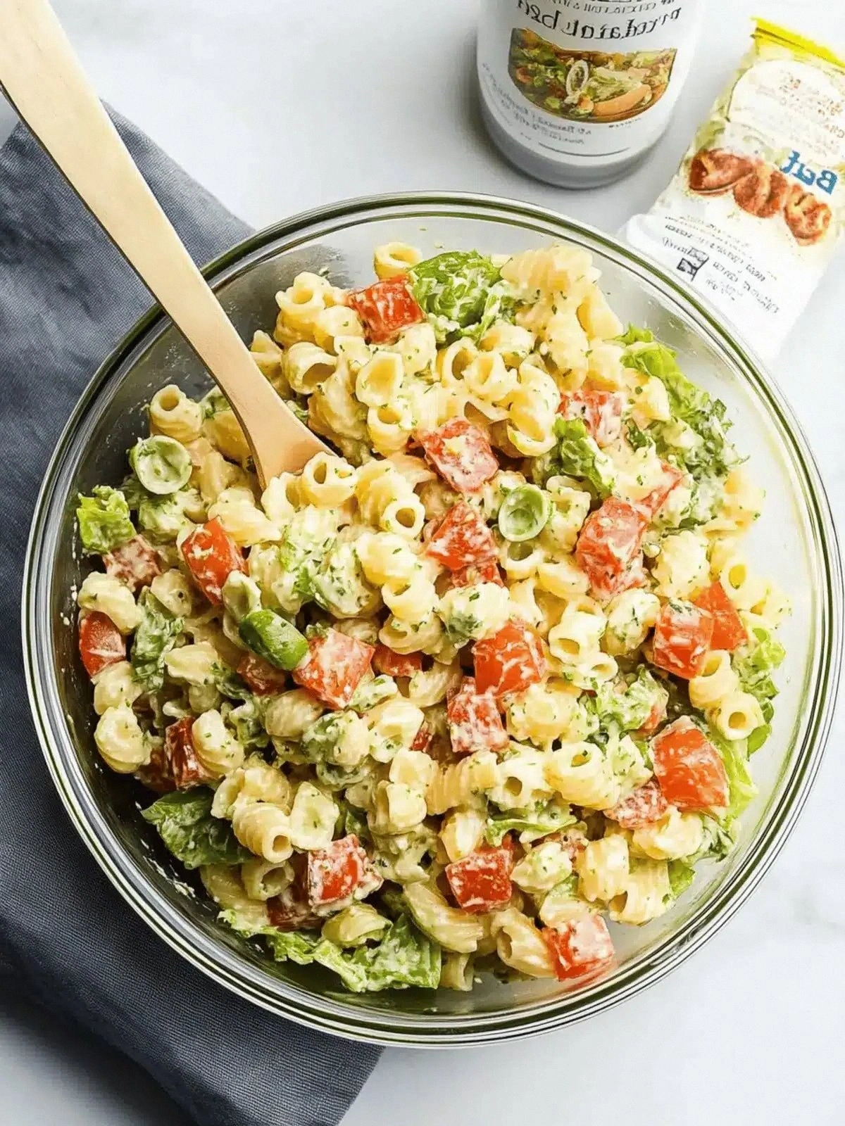 Creamy BLT Pasta Salad is Your
