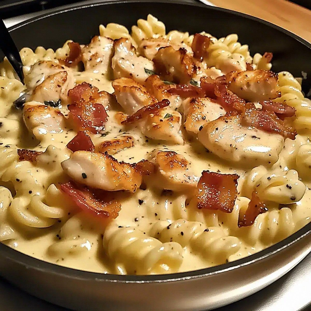 Creamy Chicken Bacon Ranch Pasta for Ultimate Comfort Food