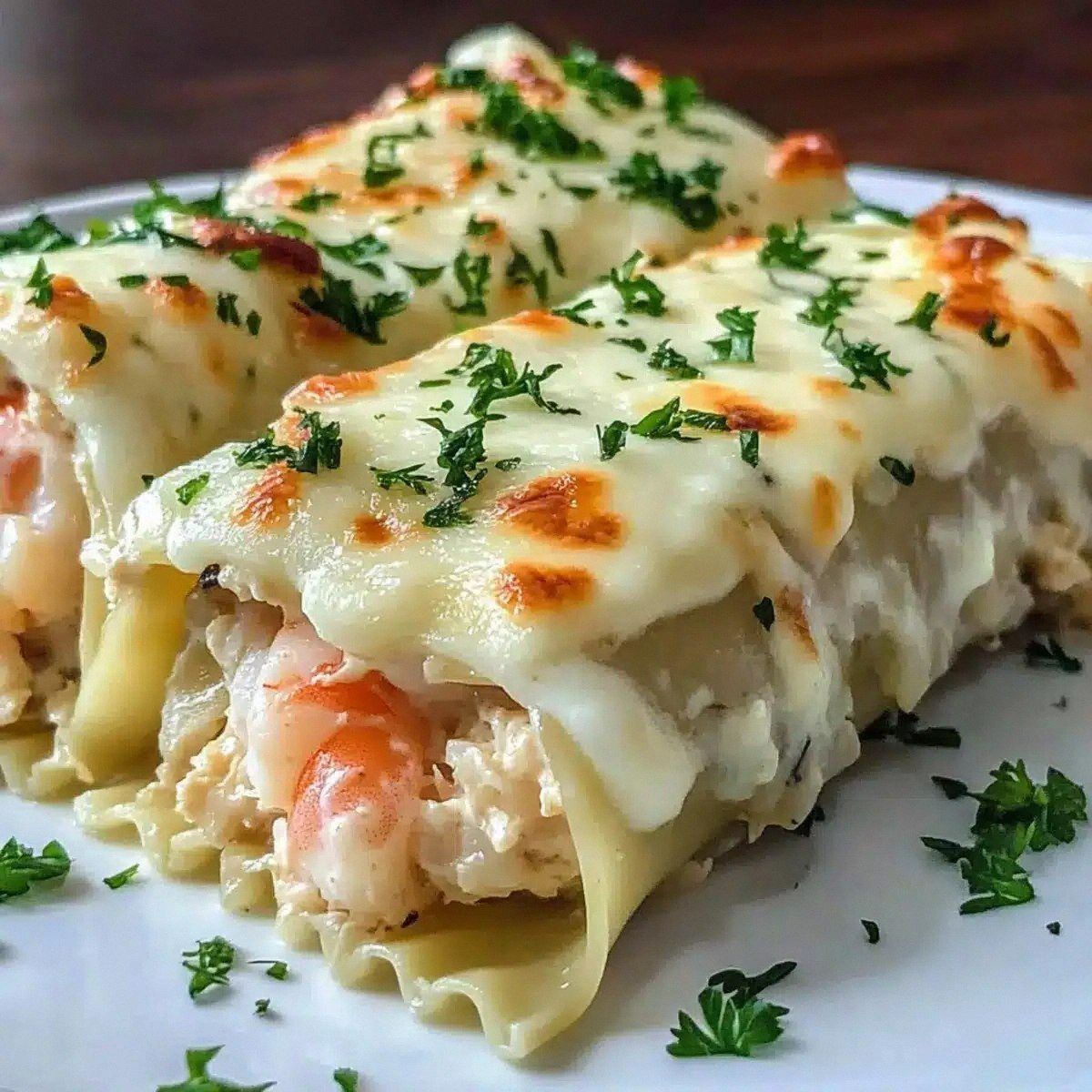 Creamy Shrimp Crab Alfredo Roll Ups for Cozy Nights