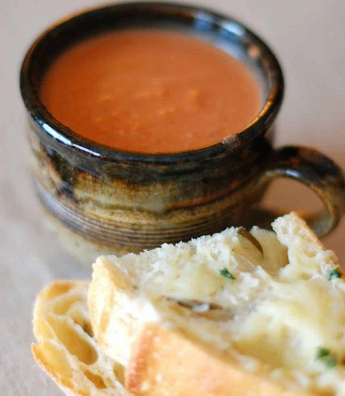 Creamy Tomato-Balsamic Soup