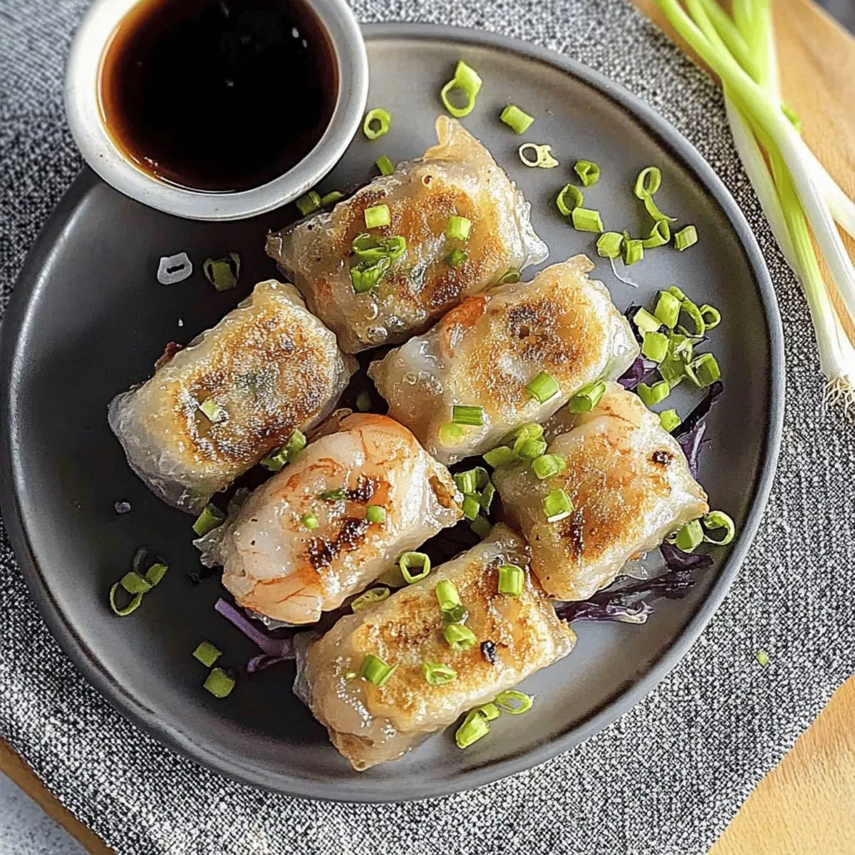 Crispy Rice Paper Dumplings: Quick, Flavor-Packed Delight