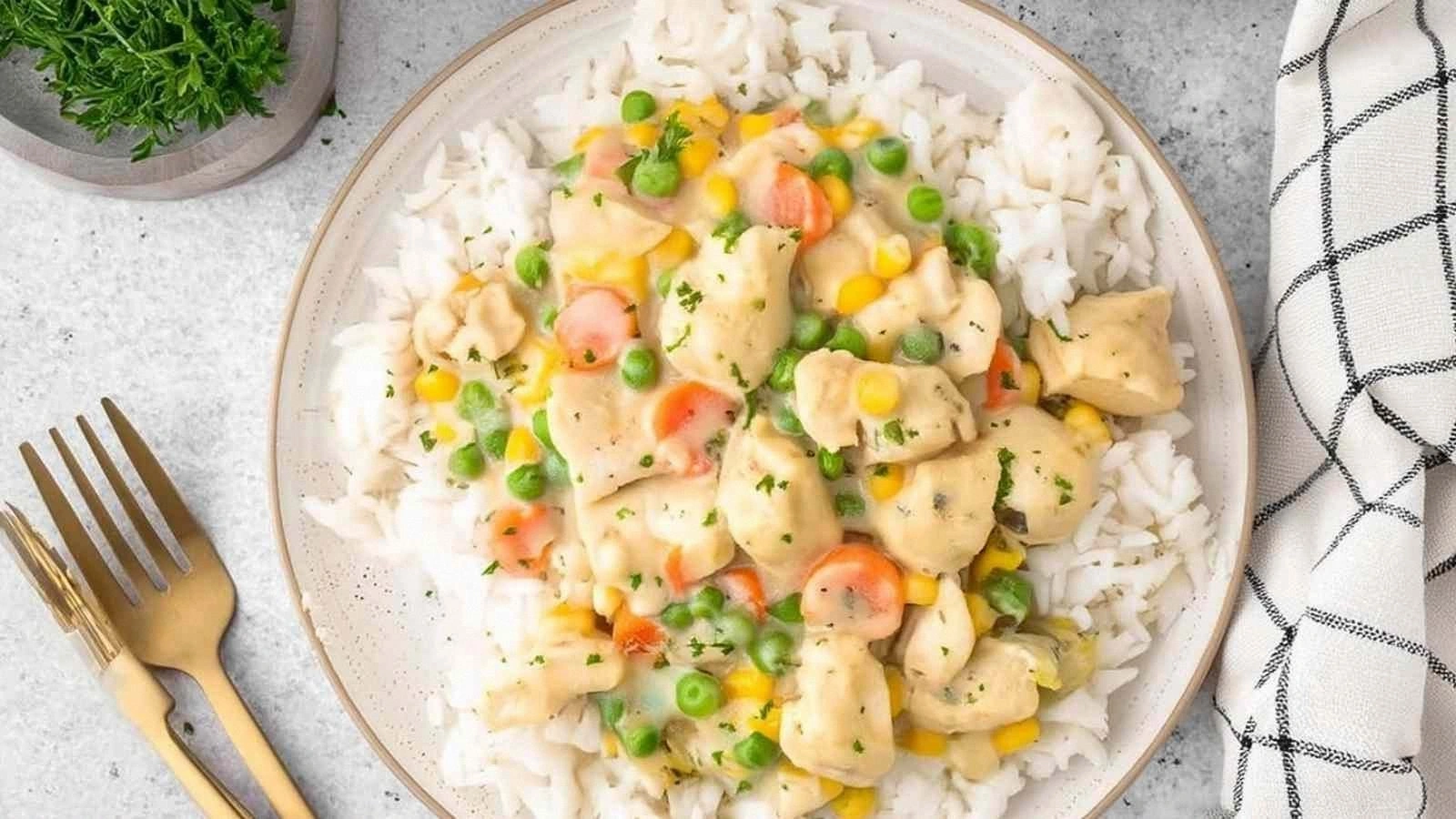 Crustless Chicken Pot Pie (30g