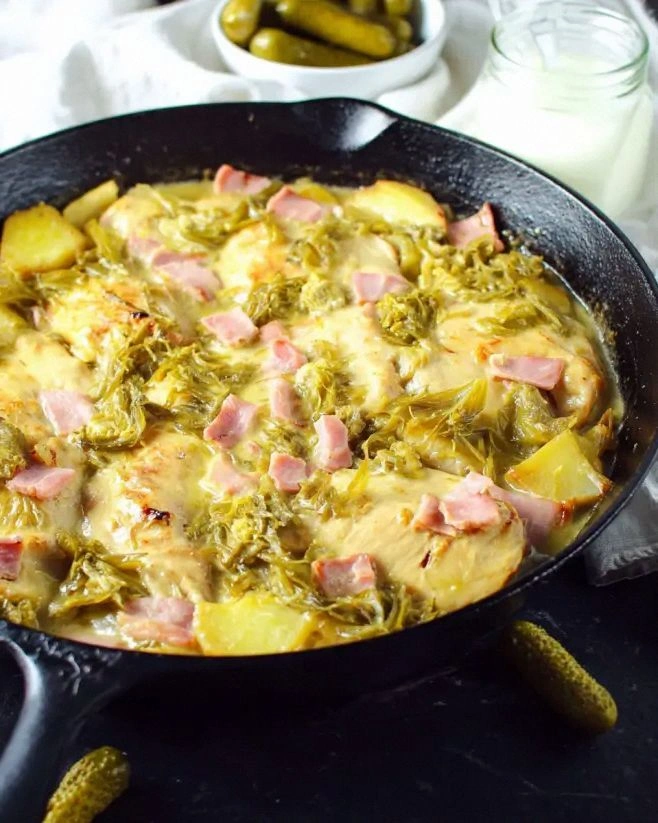 Cuban-Style Cast Iron Skillet Chicken: A Flavorful Delight!