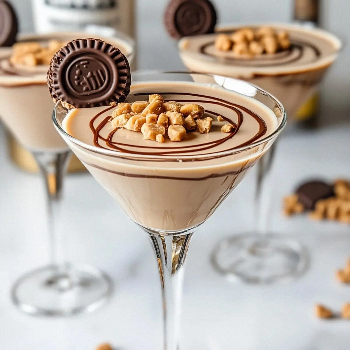 Decadent Peanut Butter Cup Martini to Delight Your Senses