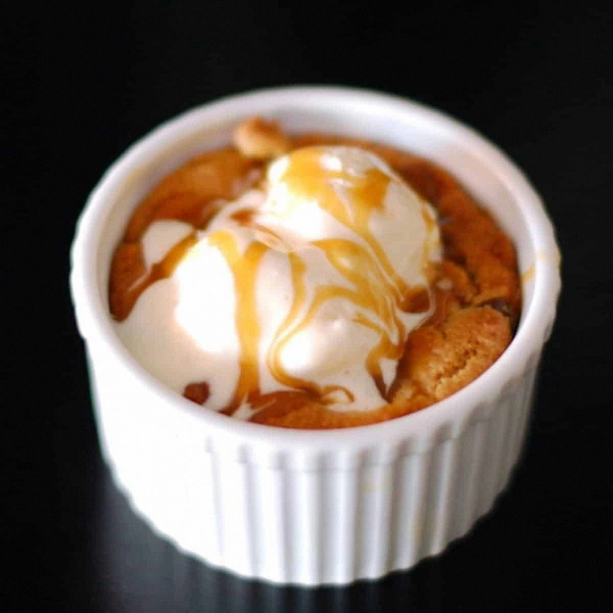 Deep Dish Chocolate Chip Cooki