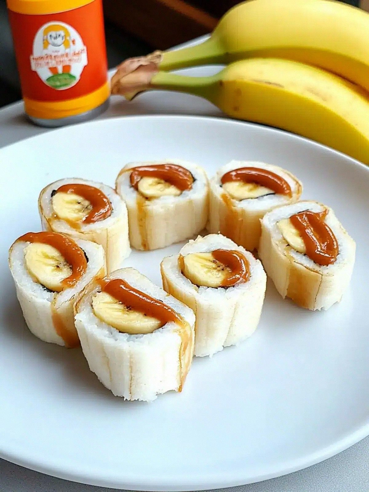 Deliciously Fun Banana Sushi: 