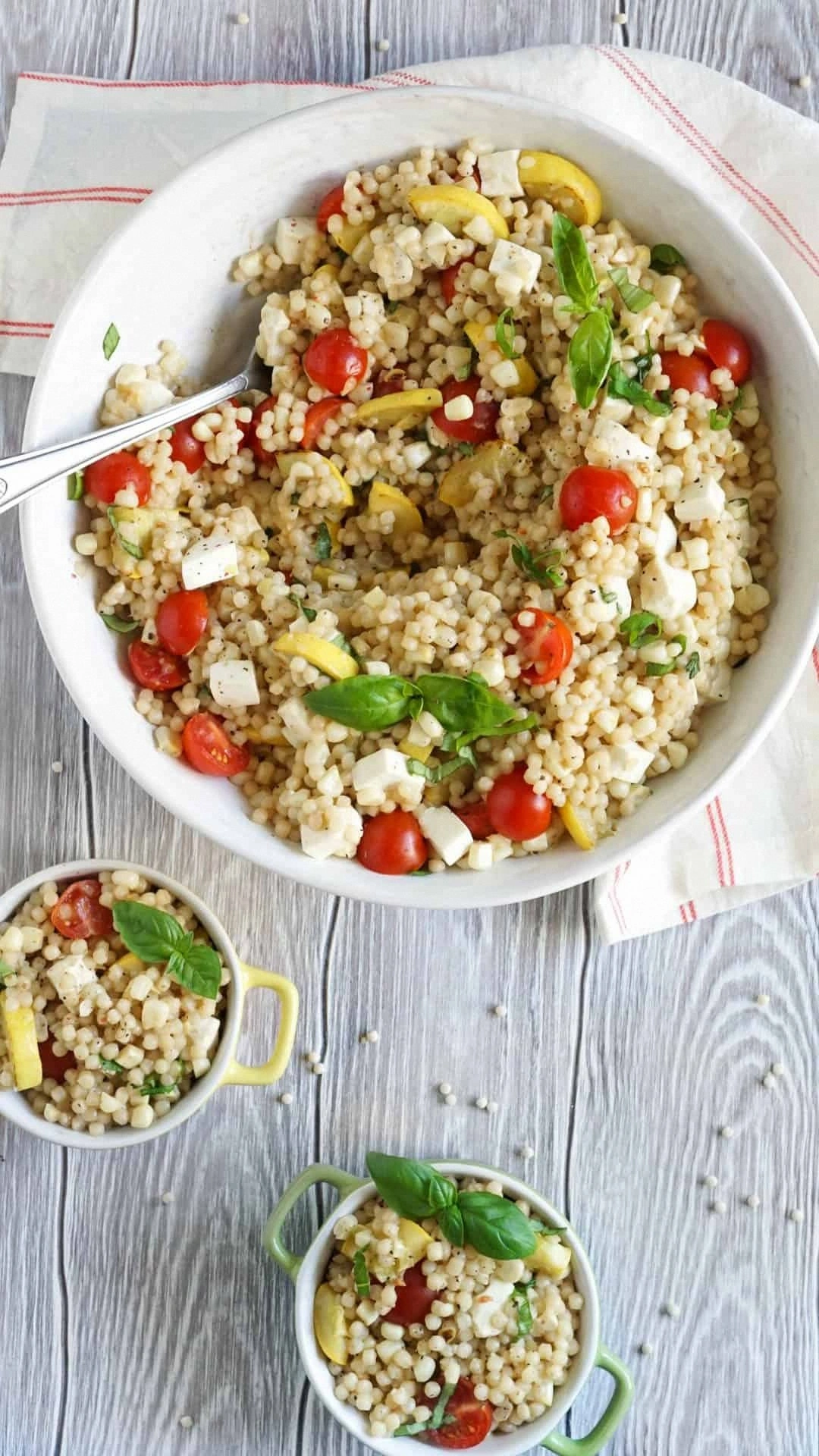 Farmer’s Market Salad With Cou