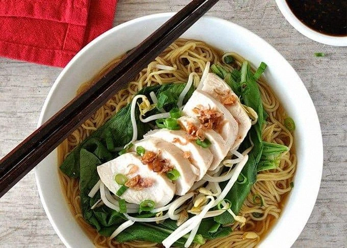 Foolproof Poached Chicken Chin