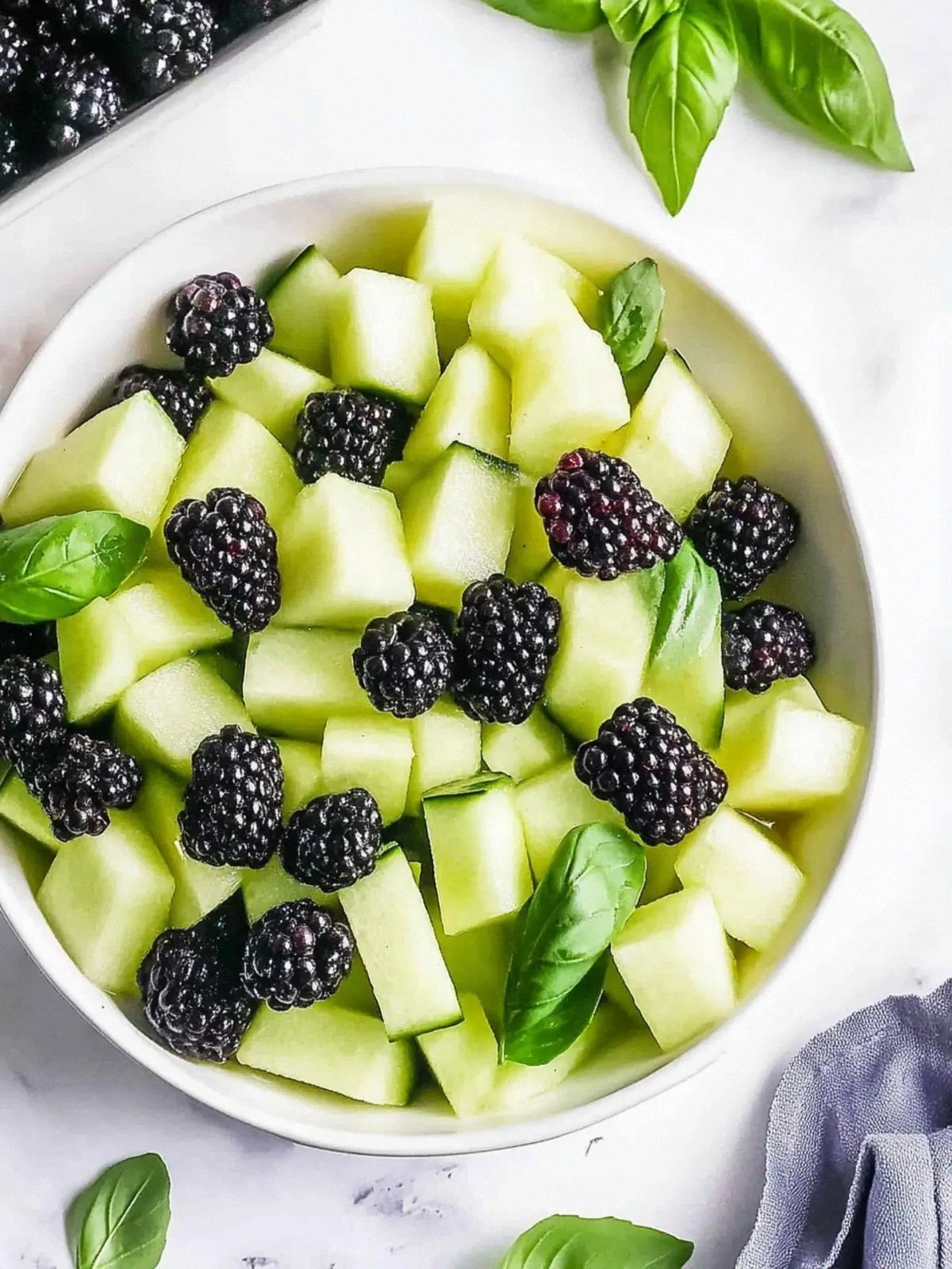 Fresh Blackberry Honeydew Sala