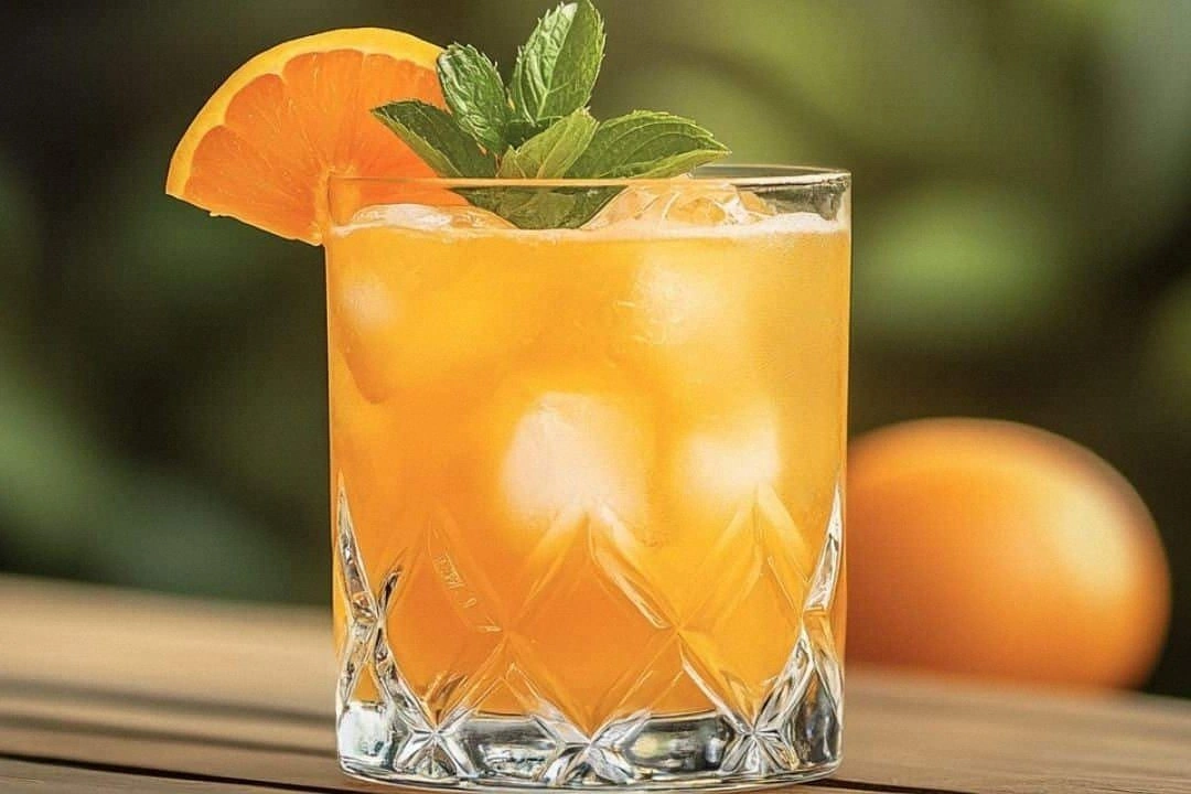 Gin Mandarin Smash