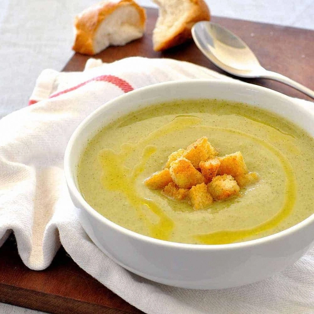 Healthy  Creamy Broccoli Soup