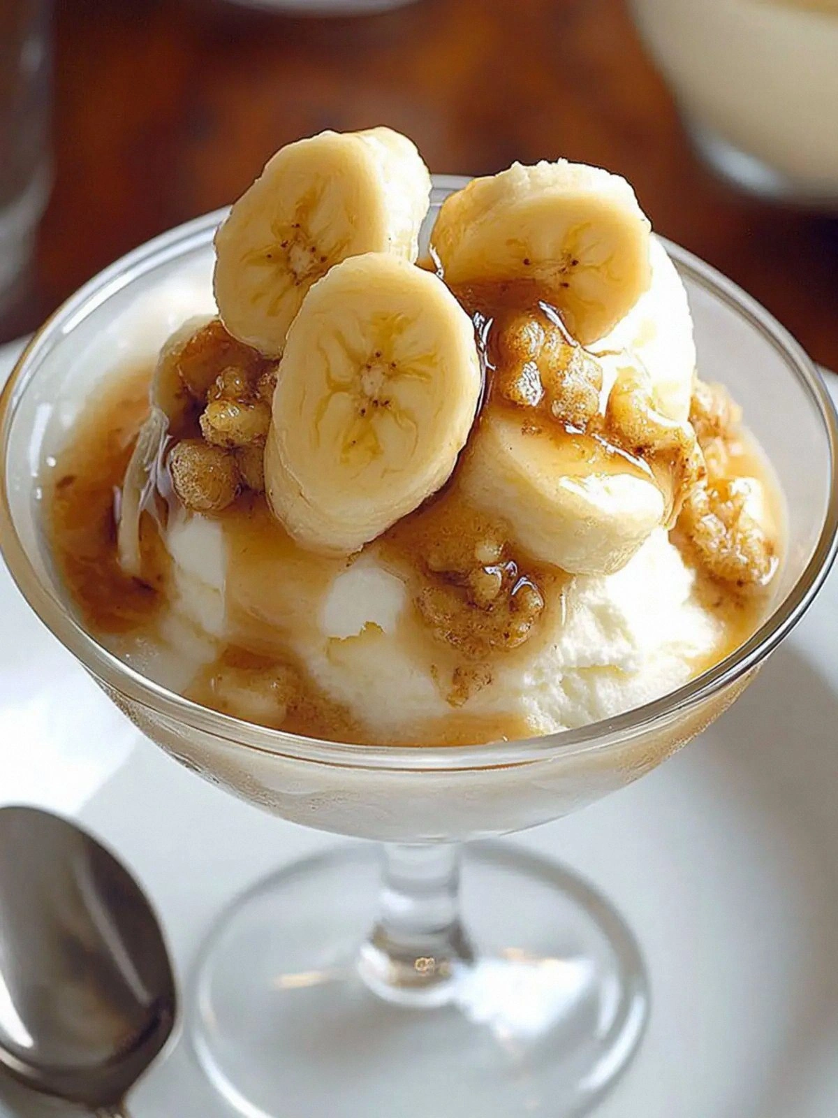 Indulge in Bananas Foster Sund