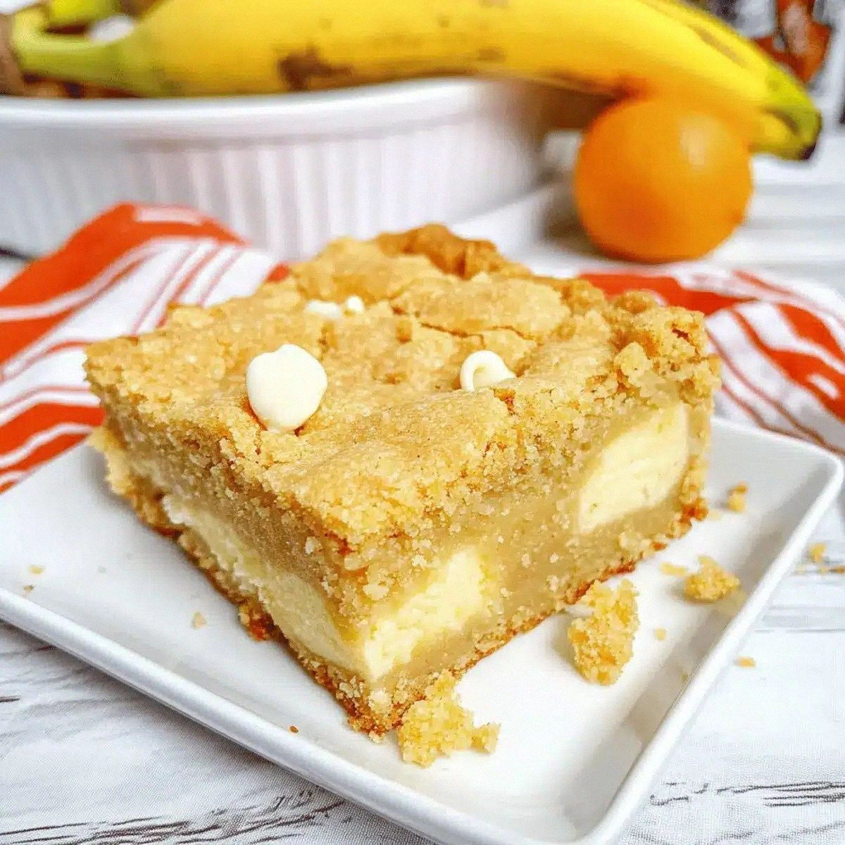 Irresistibly Soft Banana Blondies that Everyone Will Love