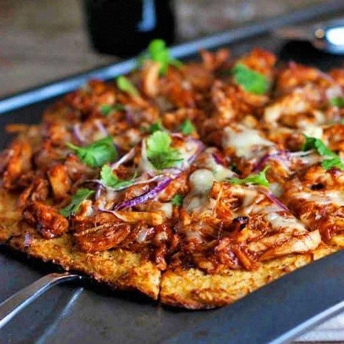 Light BBQ Chicken Pizza