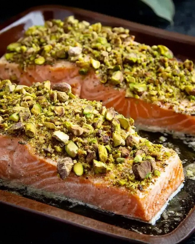 Maple Pistachio Salmon: A Delicious Recipe to Try!