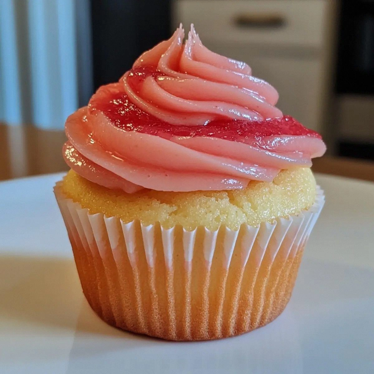 Mini Hawaiian Guava Cake for a Taste of Tropical Bliss