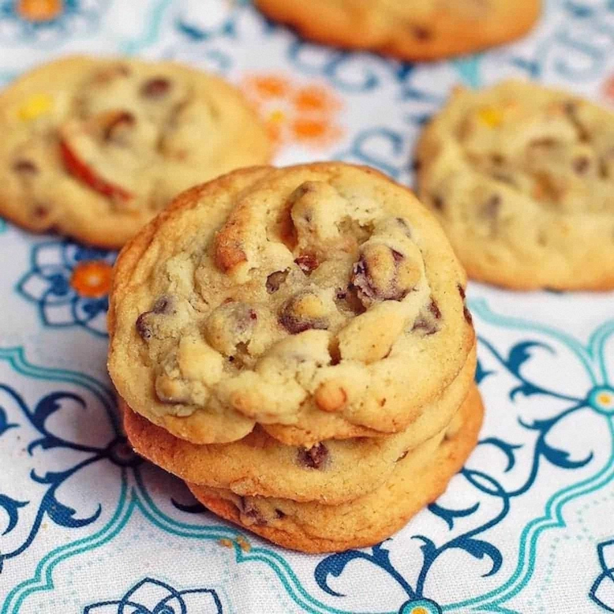 Peanut Butter Pretzel Cookies