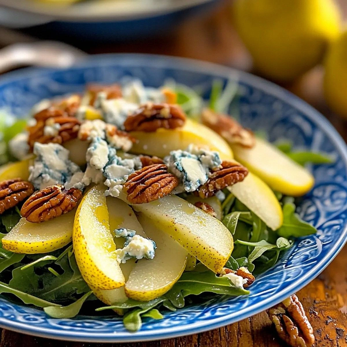 Pear and Arugula Salad with Gorgonzola Candied Pecans Delight