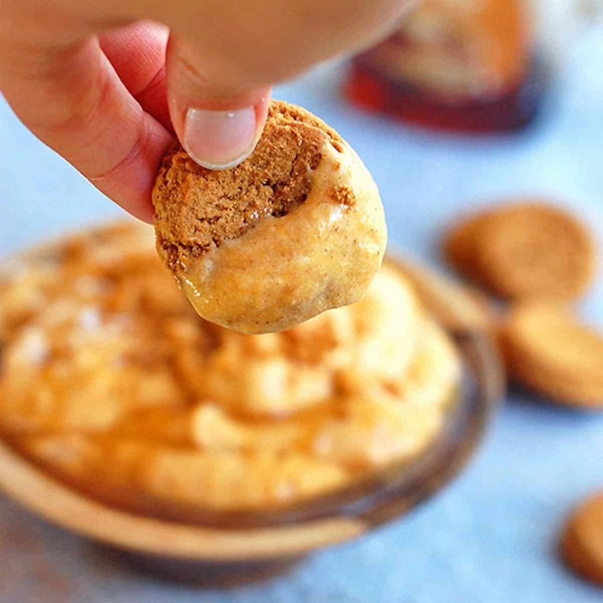 Pumpkin Dip for Gingersnaps