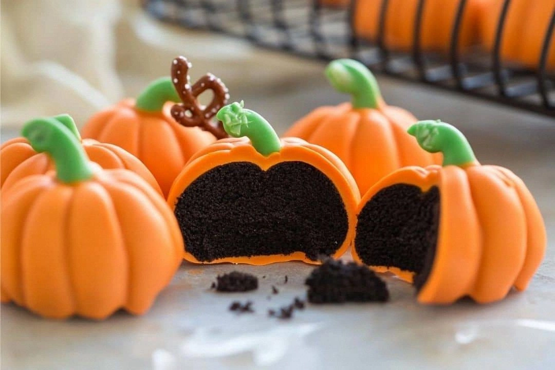 Pumpkin Oreo Balls