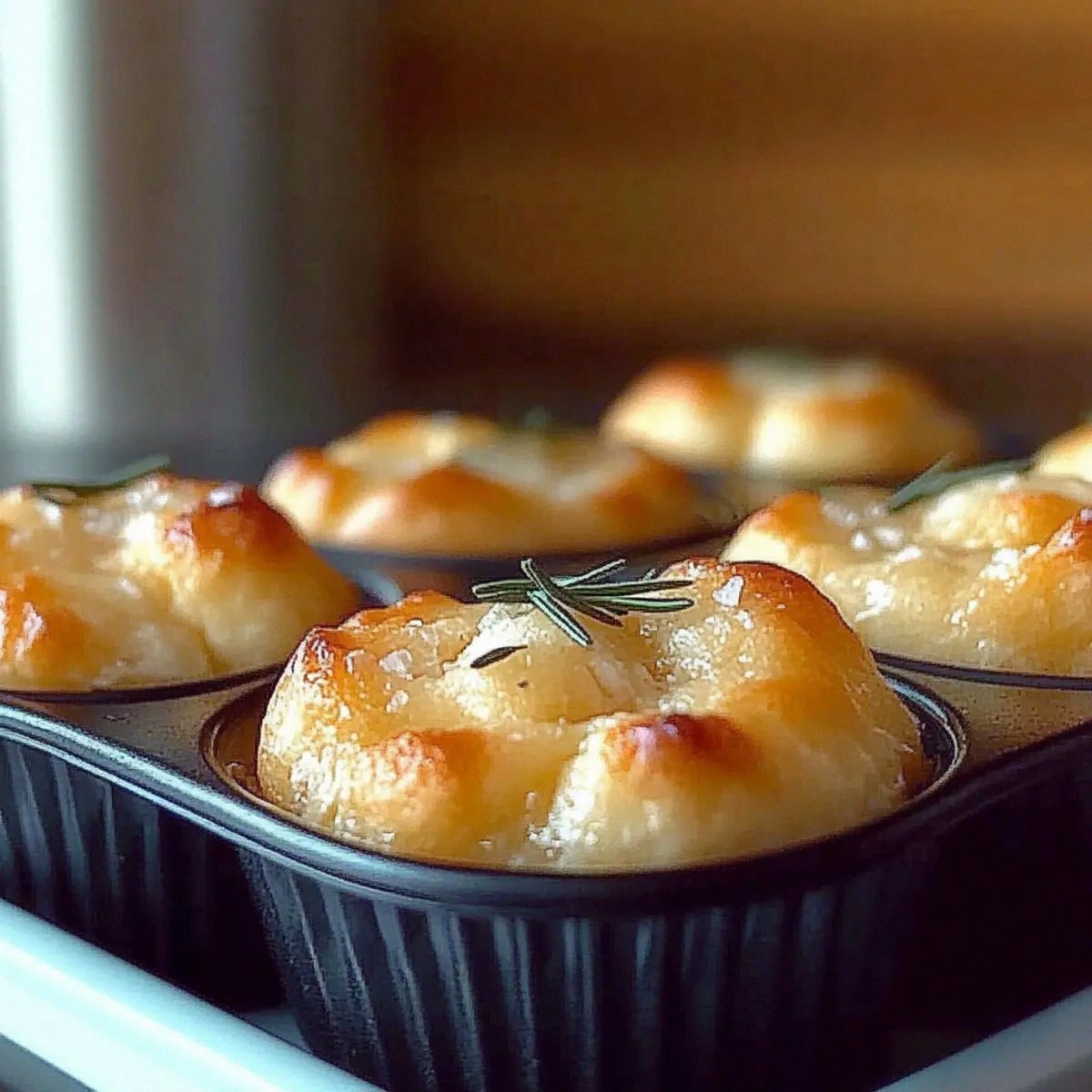 Rosemary Garlic Focaccia Muffins That Wow Your Taste Buds