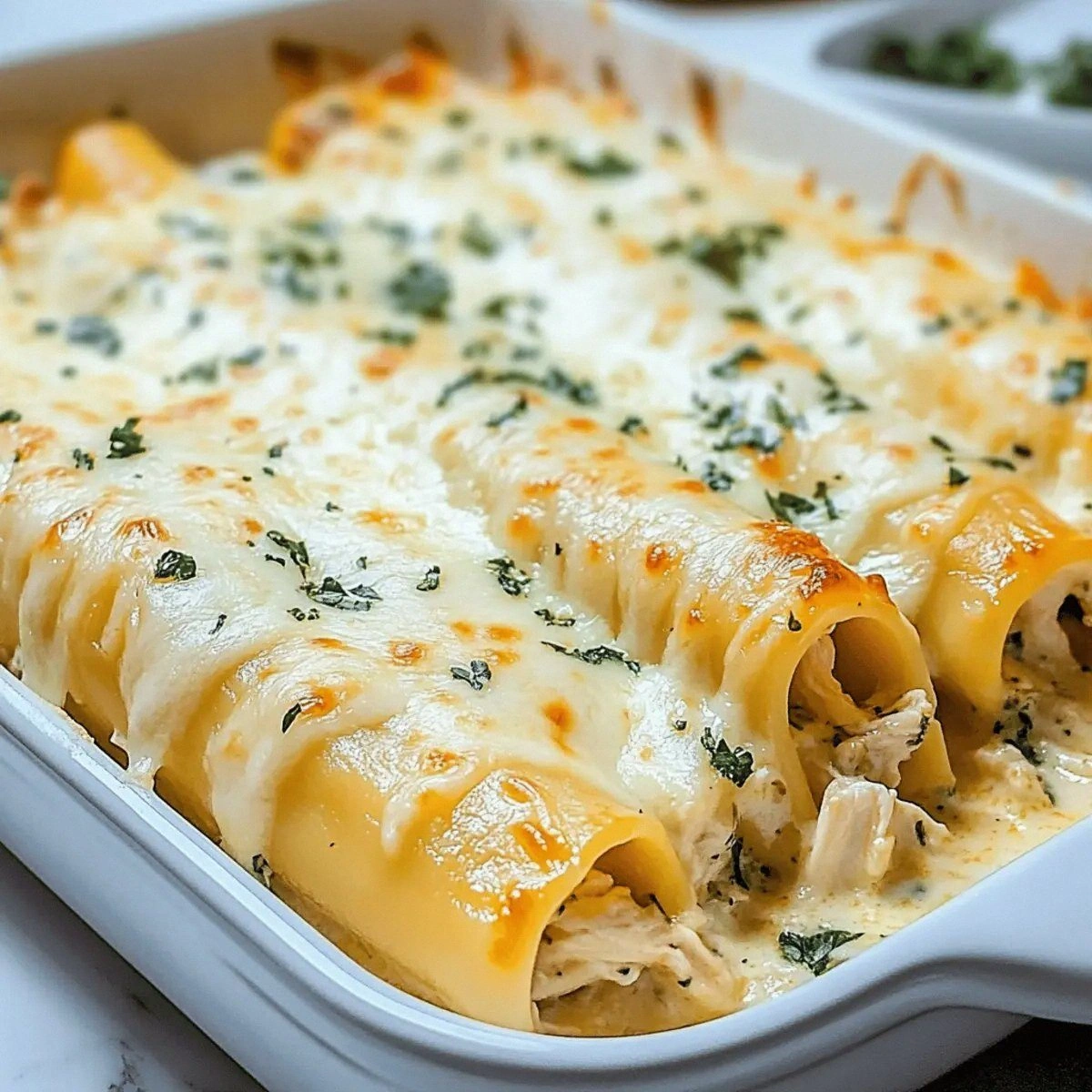 Savory Chicken Manicotti Alfredo for Cozy Family Dinners