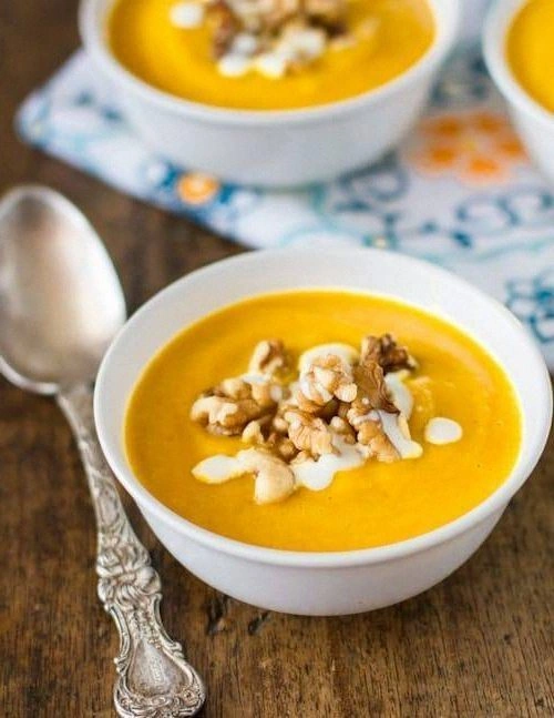 Simple & Creamy Squash Soup