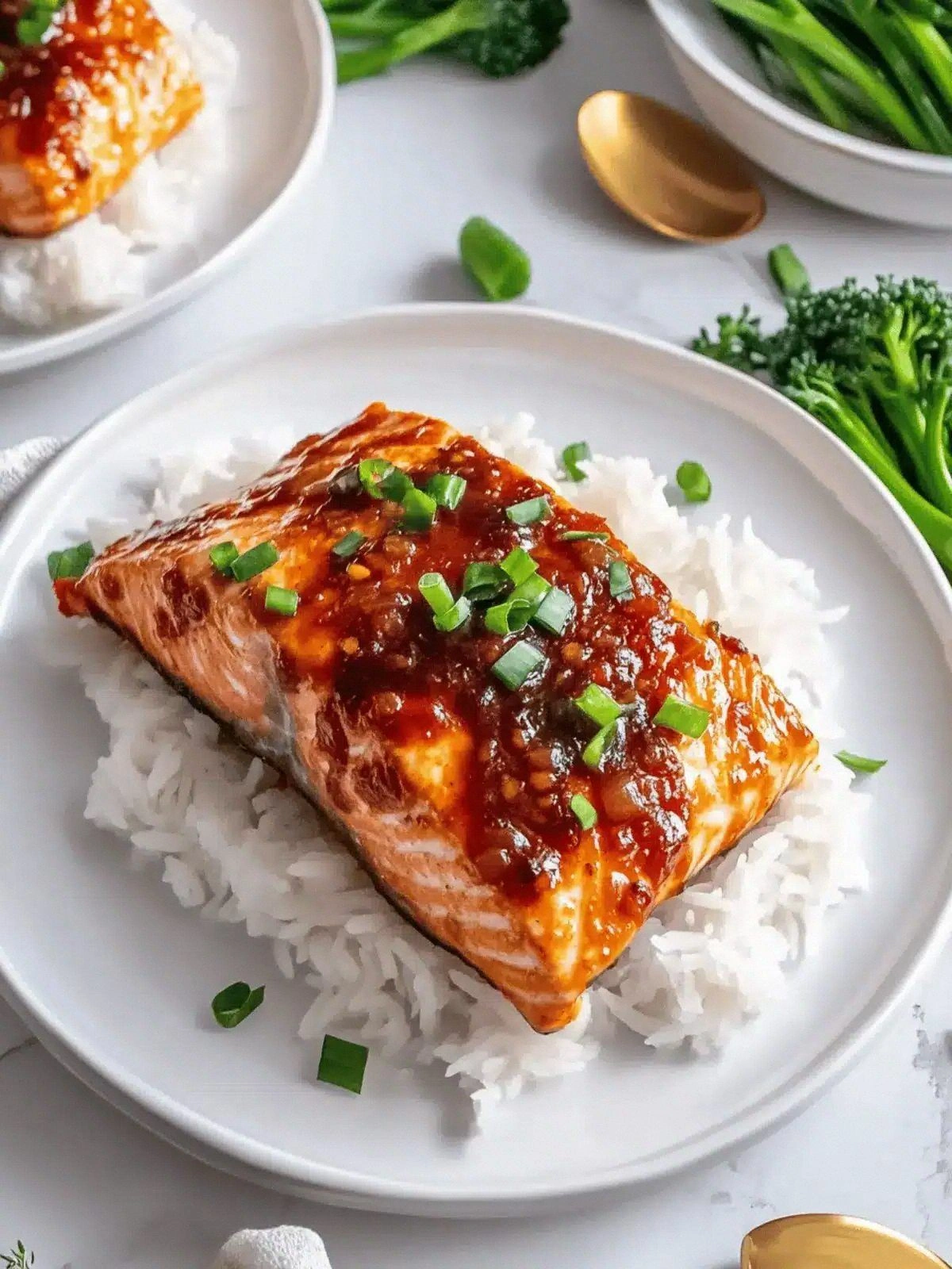 Sweet Chili Salmon: Your 20-Mi