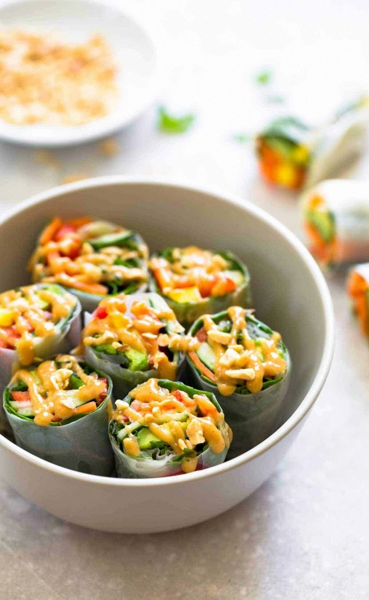 Thai Summer Rolls with Peanut 