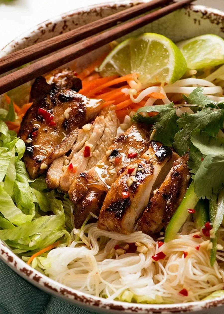 Vietnamese Noodles with Lemong