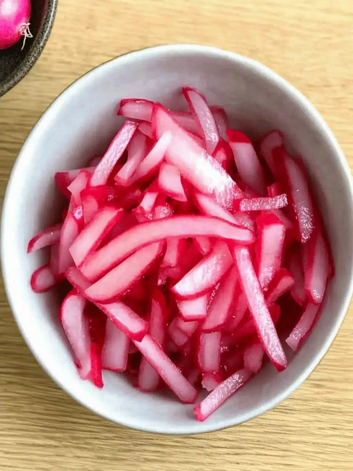 Zesty Japanese Pickled Radishe