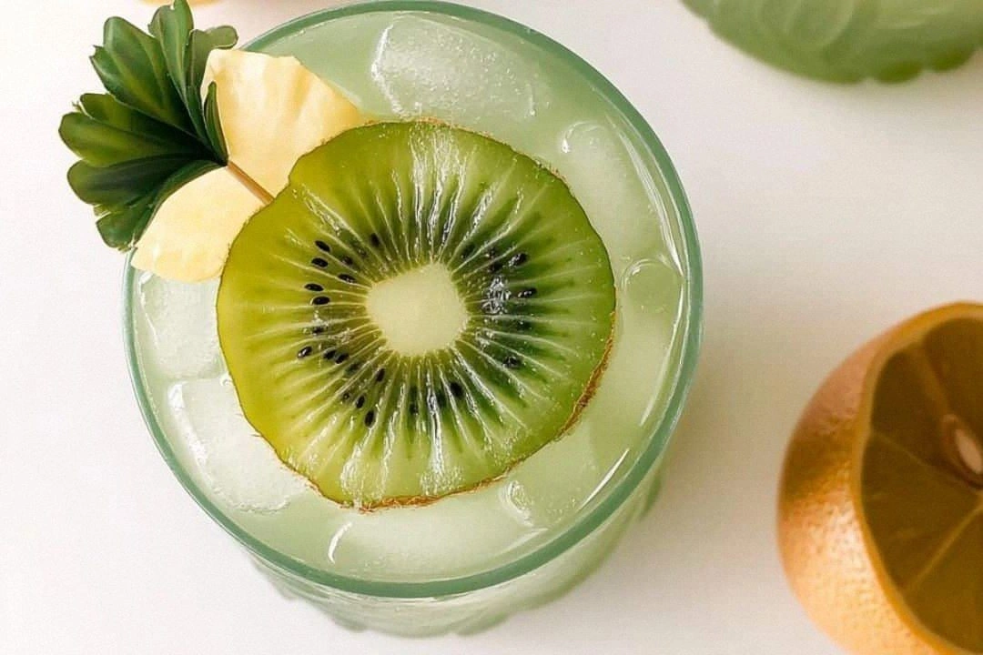 Zesty Kiwi Lemonade Delight